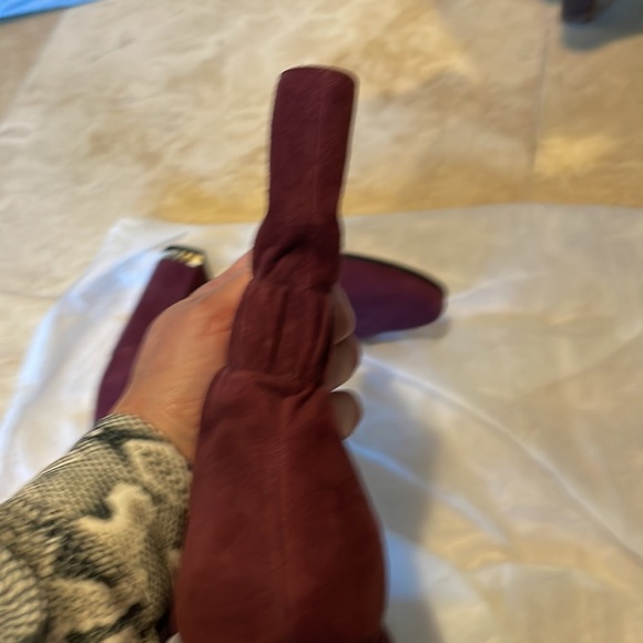 NWOT Michael Kors Suede Chain Booties/ wine color - Picture 3 of 8
